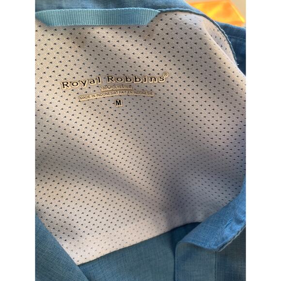 Royal Robbins Blue Button Down Long Sleeve Hiking Shirt Zipped Pocket Size M - Picture 5 of 5